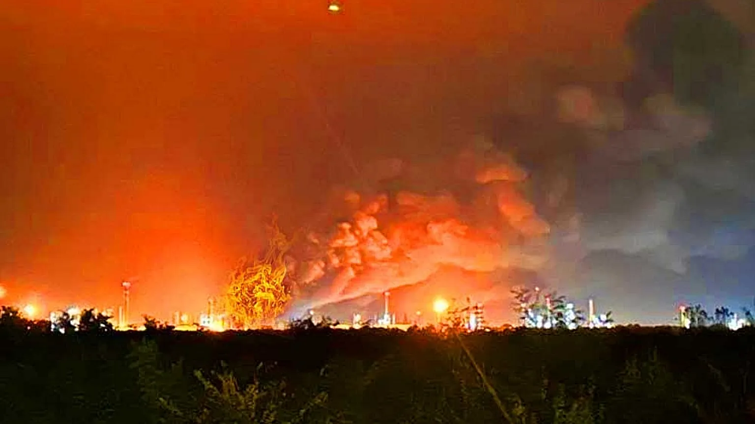 Strategic oil refinery caught fire on Monday night