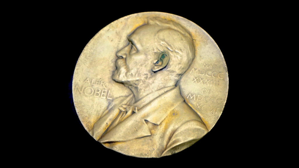Tres Científicos Reciben el Nobel de Medicina 2025 por Revelar el Control del Sistema Inmunológico