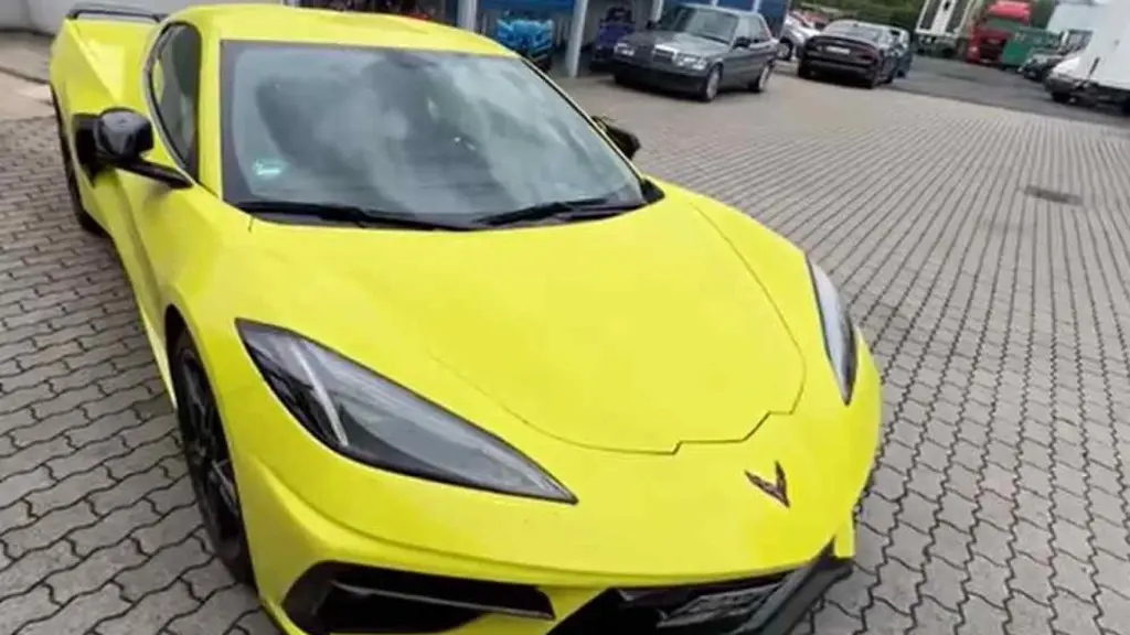 Corvette C8