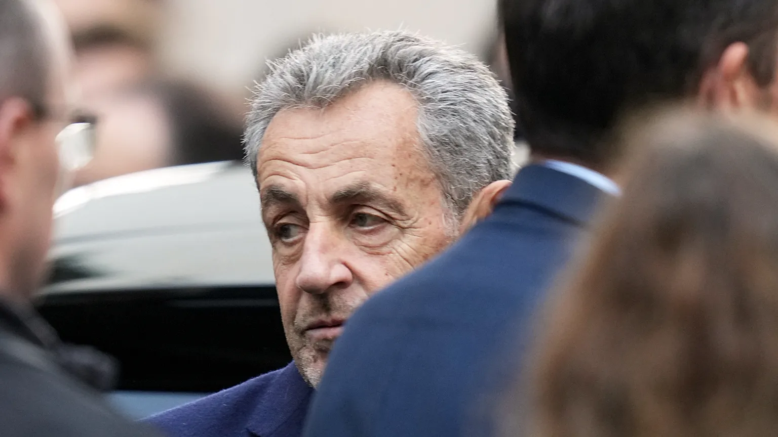 Former French President Nicolas Sarkozy began his sentence on 21 October