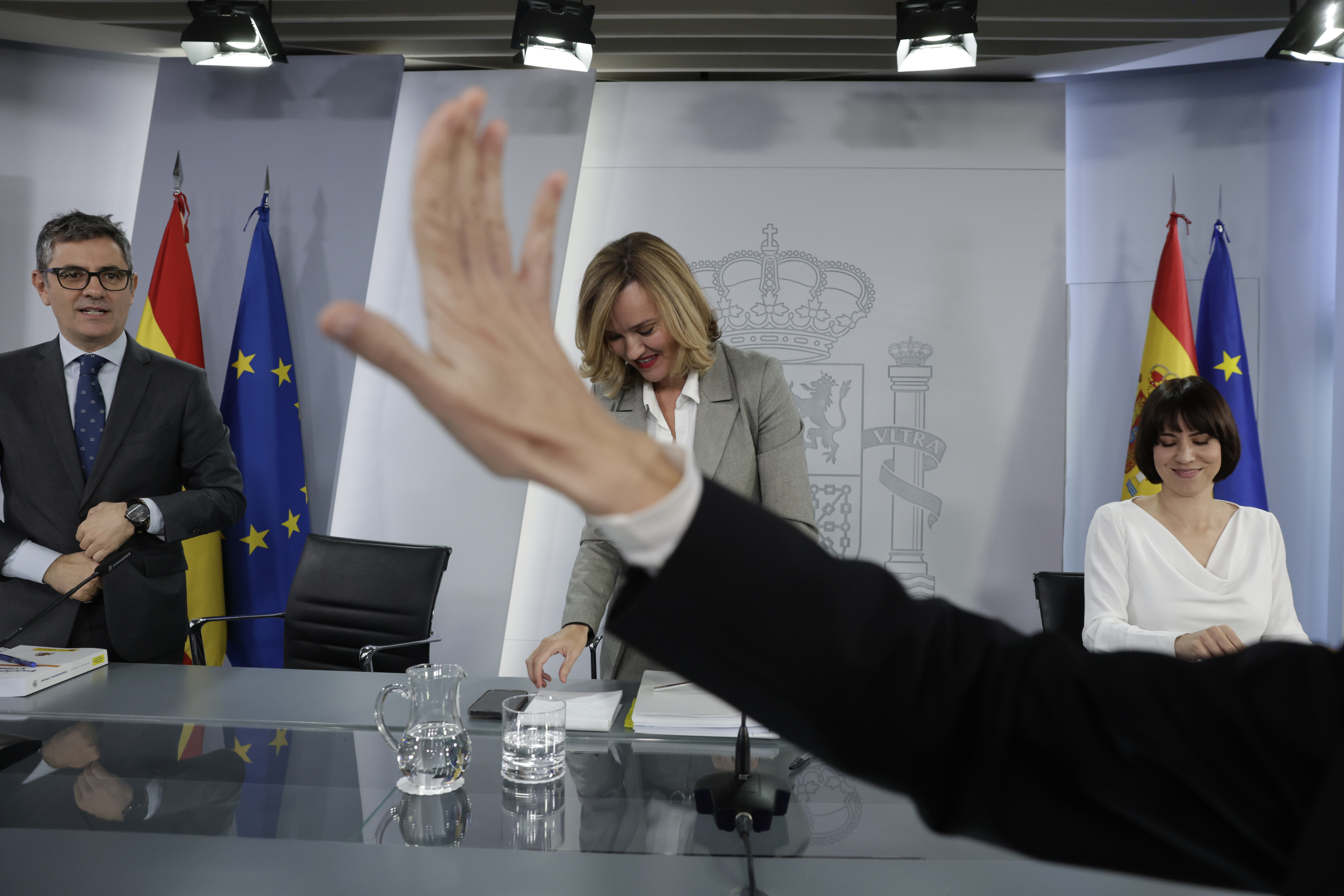 Los ministros Félix Bolaños, Pilar Alegría y Diana Morant.