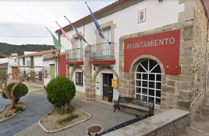 Fachada exterior del Ayuntamiento de Valdemorales