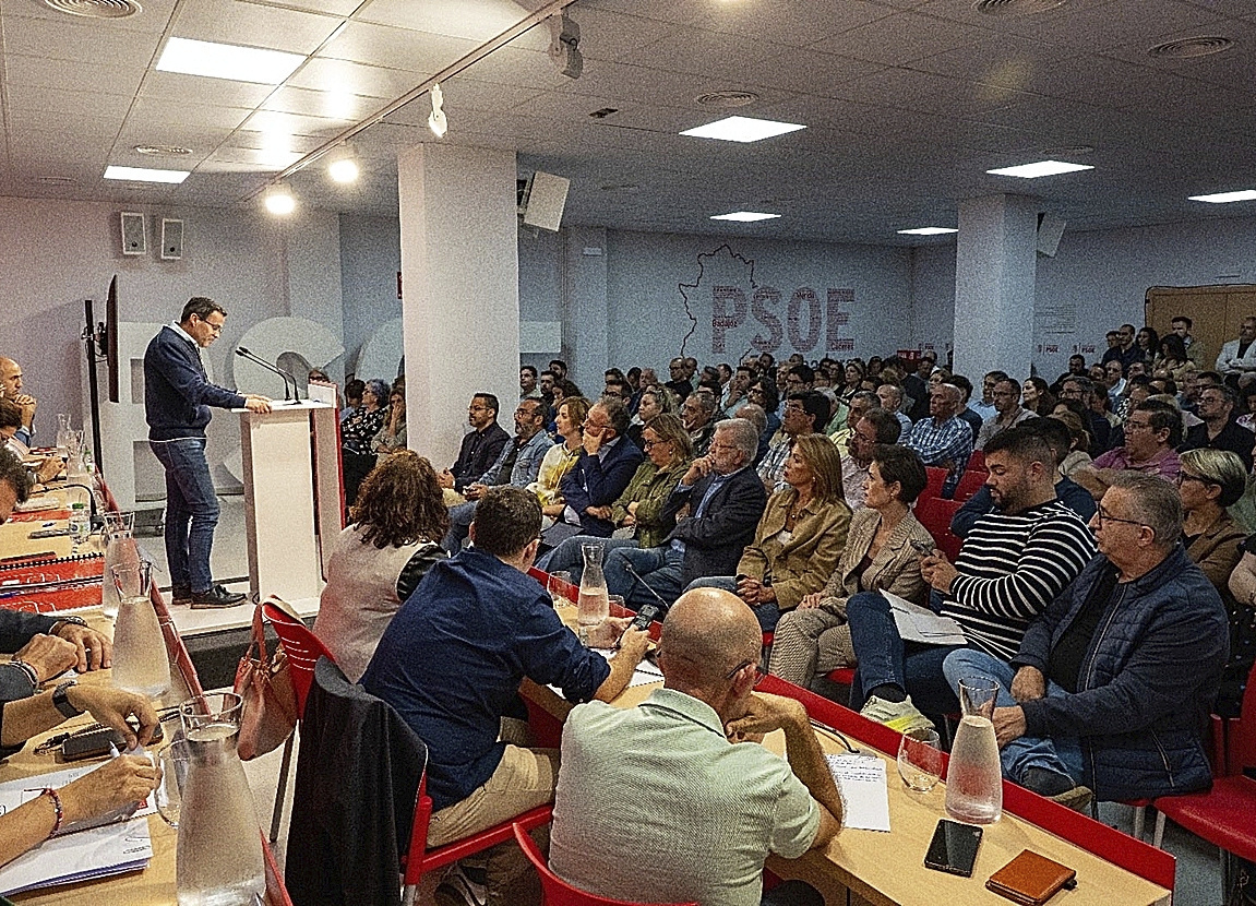 Reunión del Comité Regional Extraordinario celebrado a puerta cerrada.