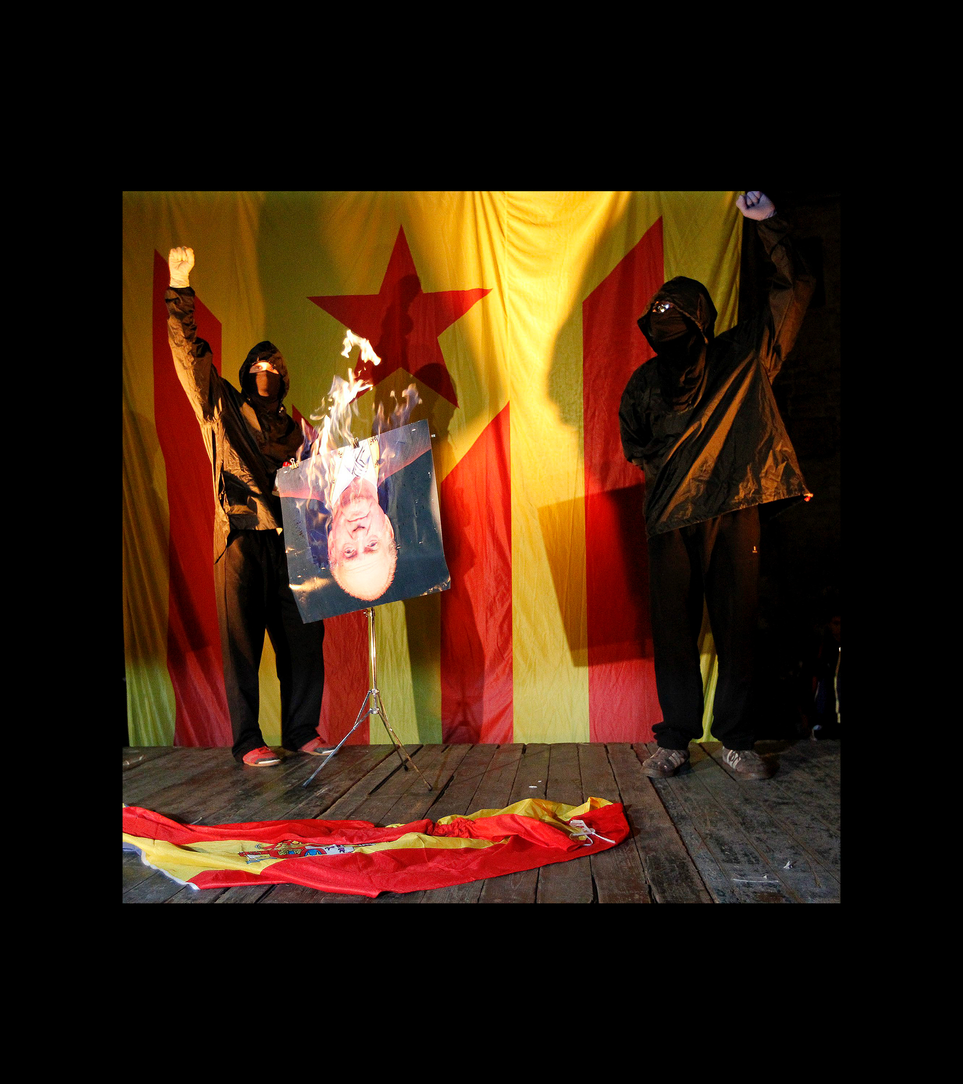 Los enemigos de la Transición se multiplican: la batalla de la izquierda, los separatistas y la derecha radical contra el "régimen del 78"