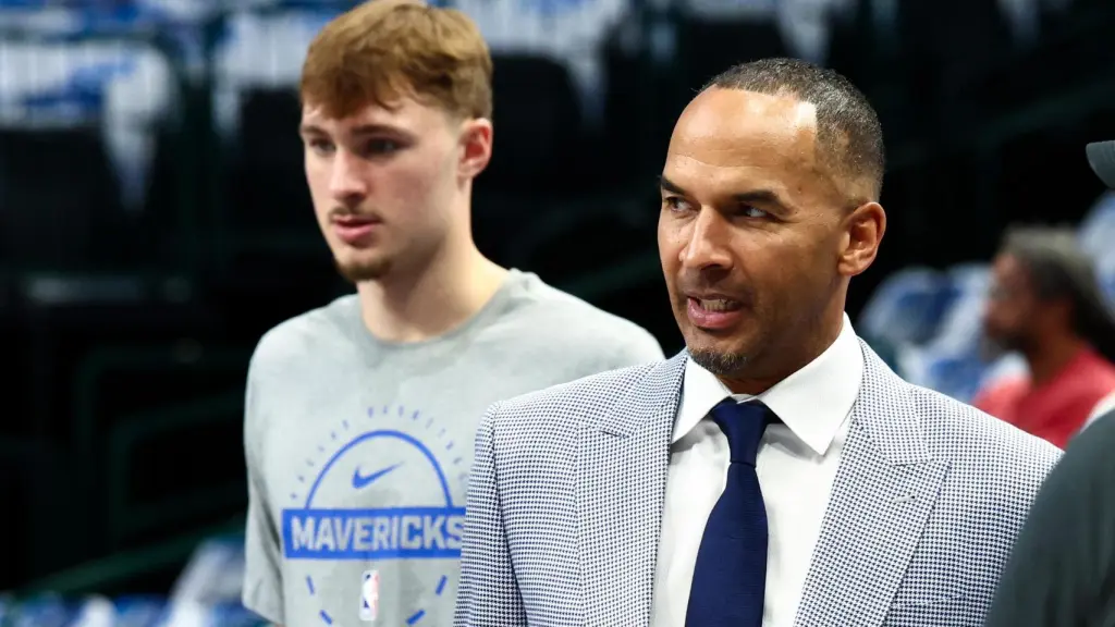 Nico Harrison, durante un partido de los Mavericks.