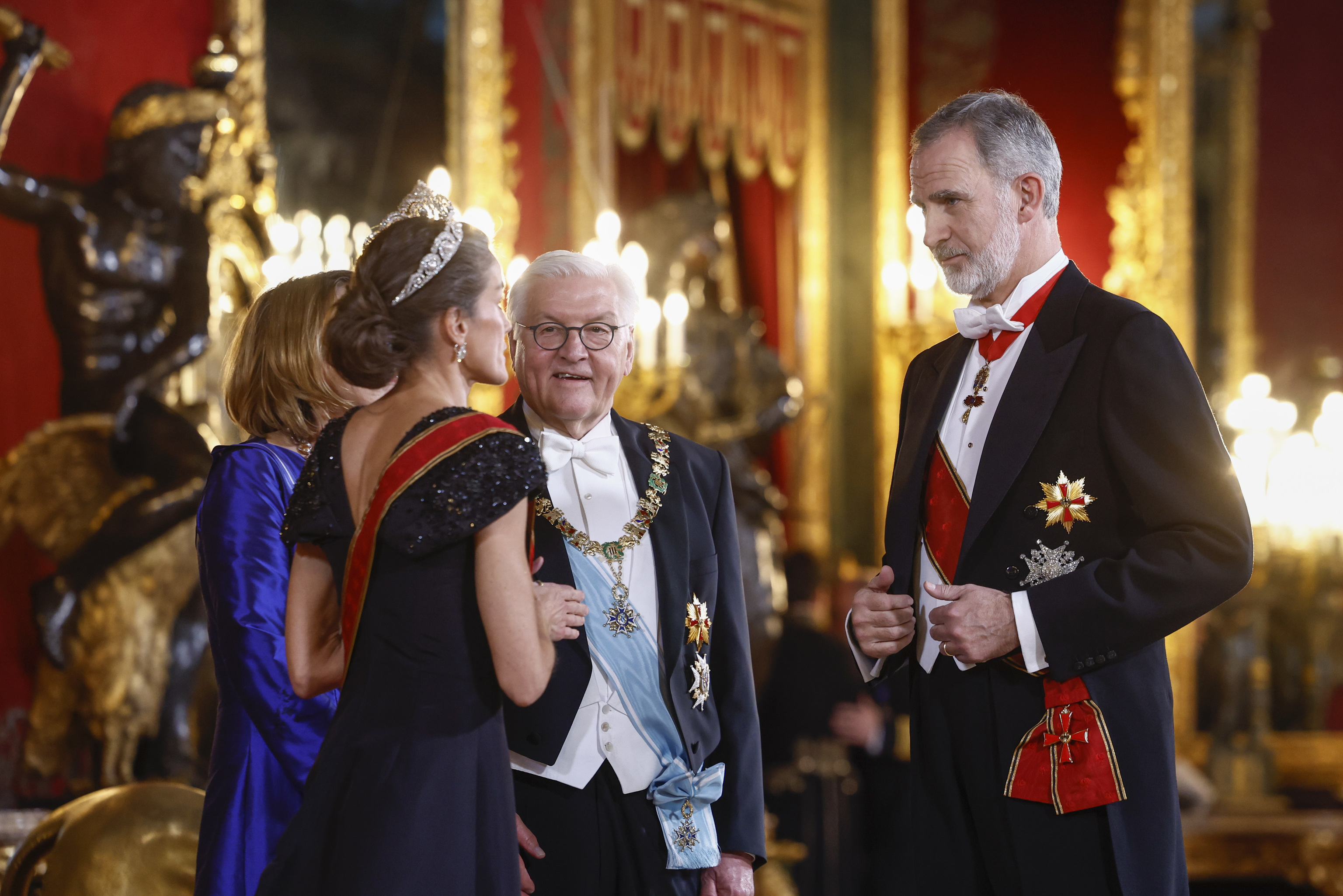 Los Reyes junto al presidente y la primera dama de Alemania