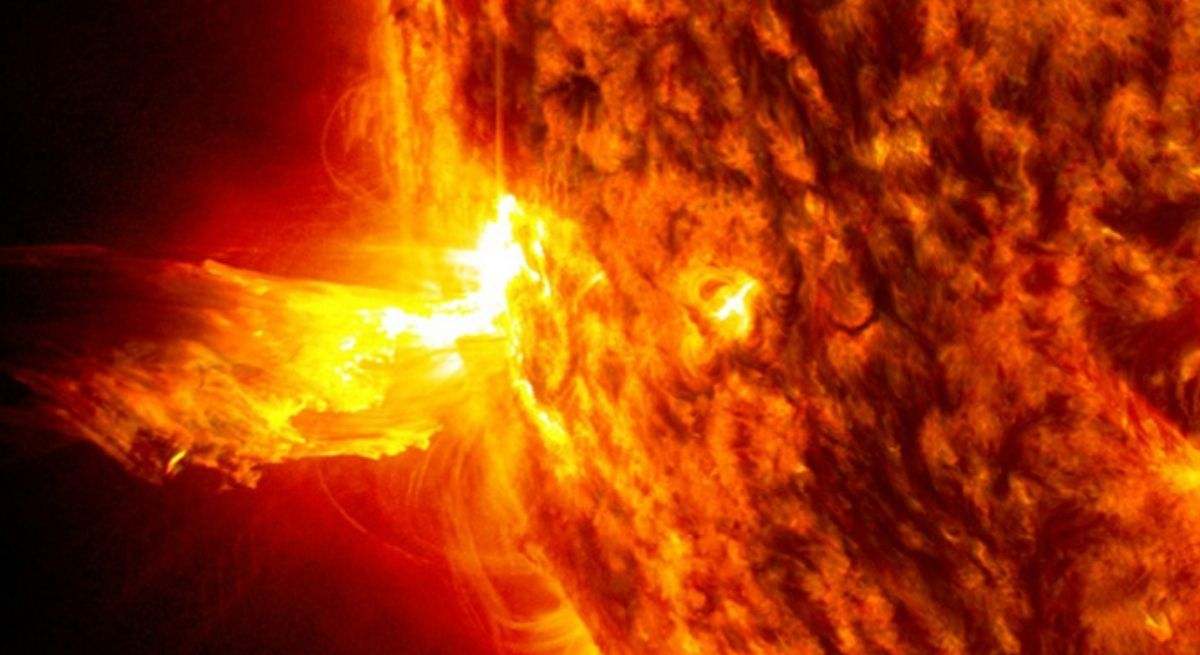Científicos alertan de una tormenta solar que amenaza a la Tierra: "Ya ha provocado apagones y podría ir a más esta semana"