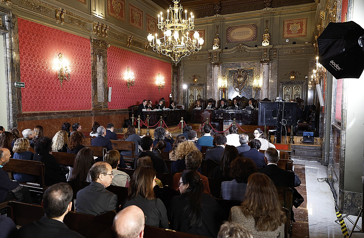 Vista general de la sala durante la primera jornada del juicio en el Tribunal Supremo contra Álvaro García Ortiz