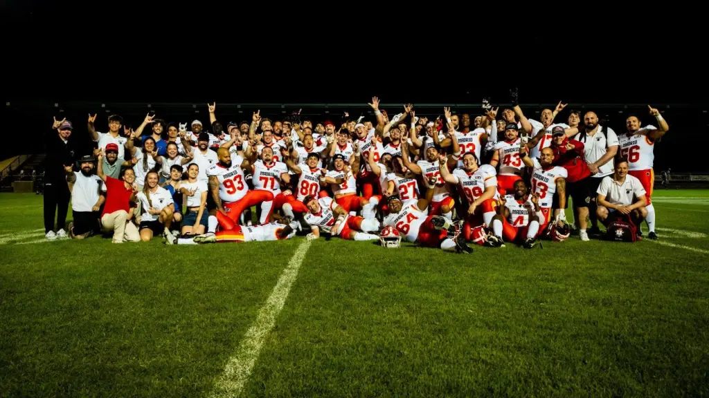 Foto de familia de los Madrid Bravos