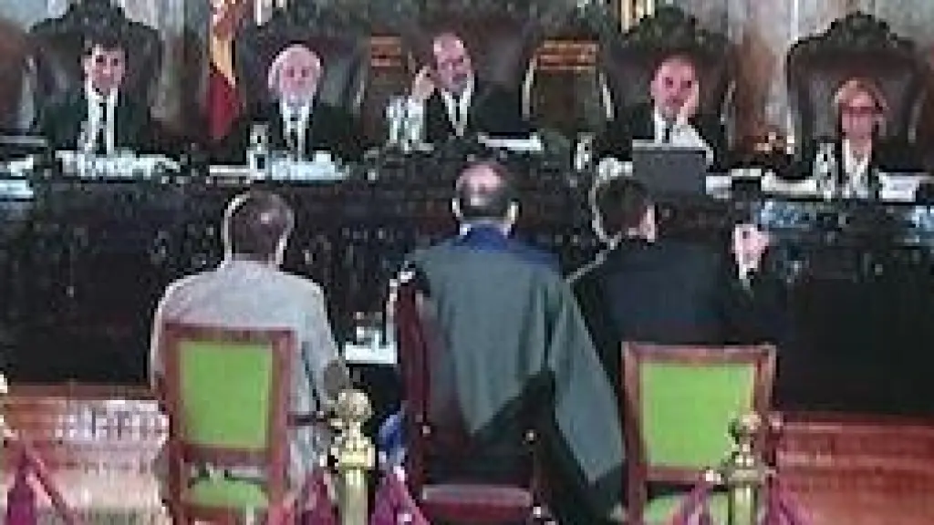 Mandos de la UCO declarando en el Supremo durante el juicio al fiscal general.