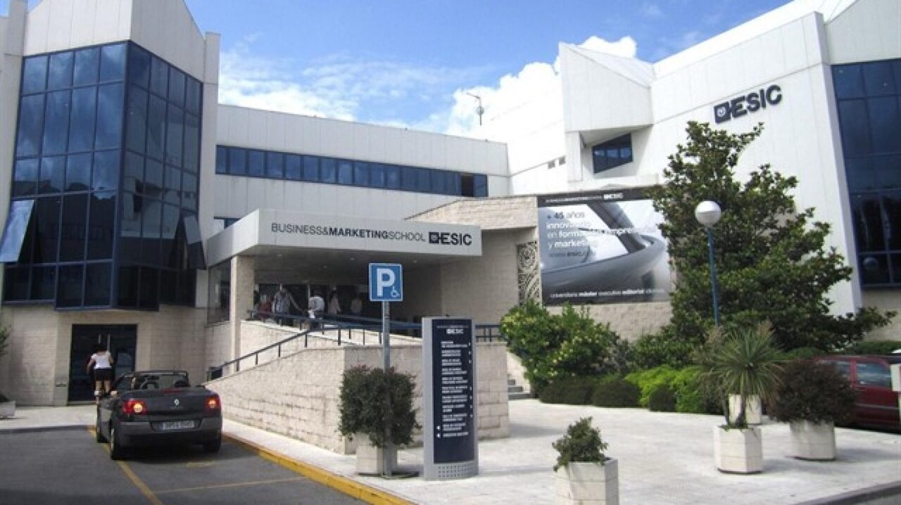 Fachada de Esic University. E. M.