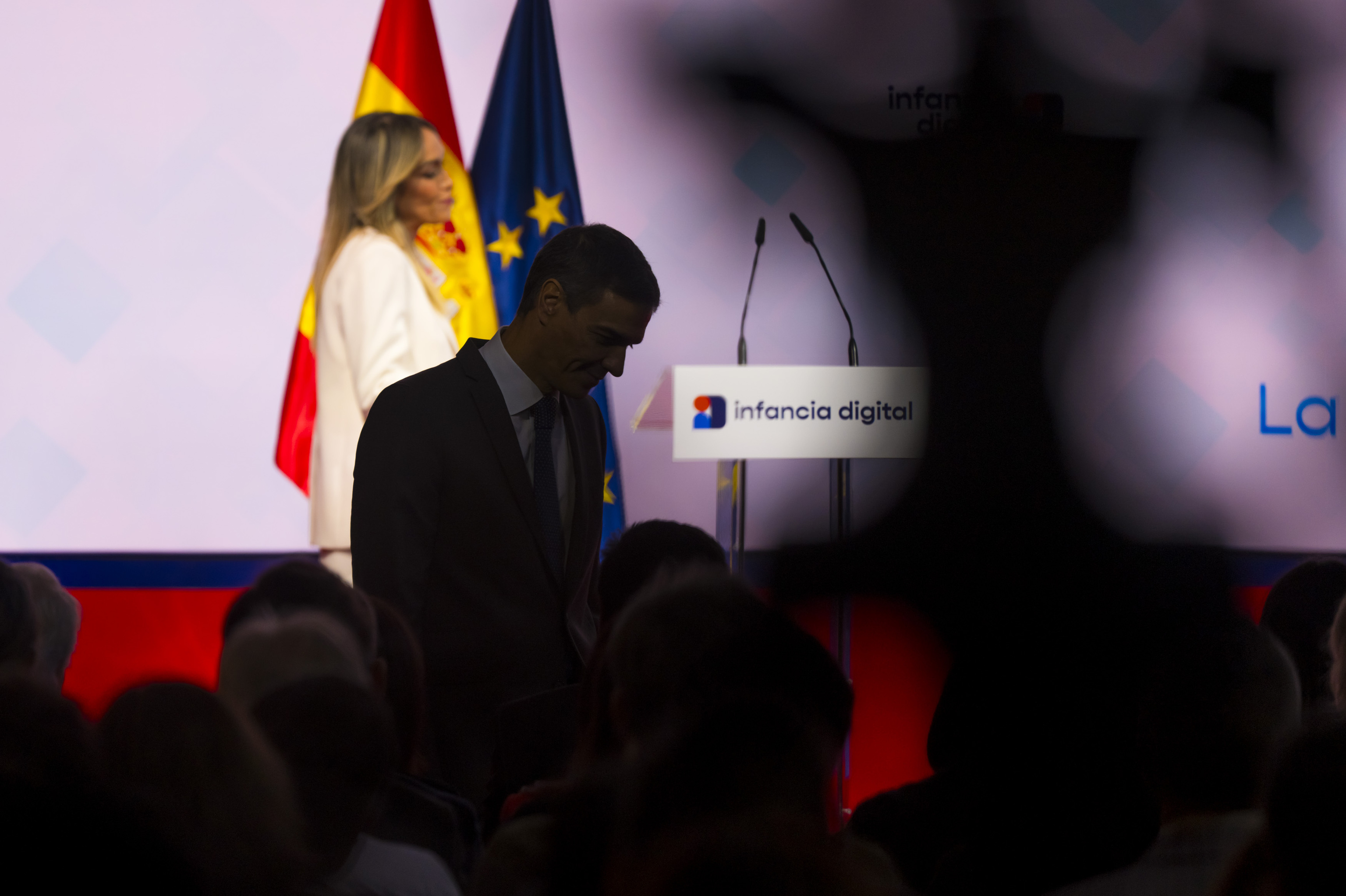 Pedro Sánchez presenta el estudio Infancia digital 2025.