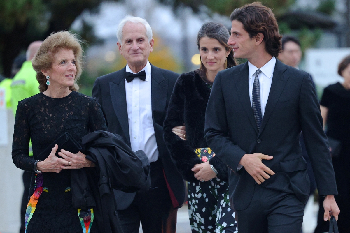 Tatiana Schlossberg junto a sus