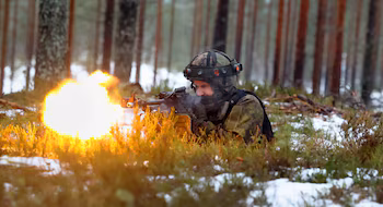 Entrenamiento militar cerca de Rusia