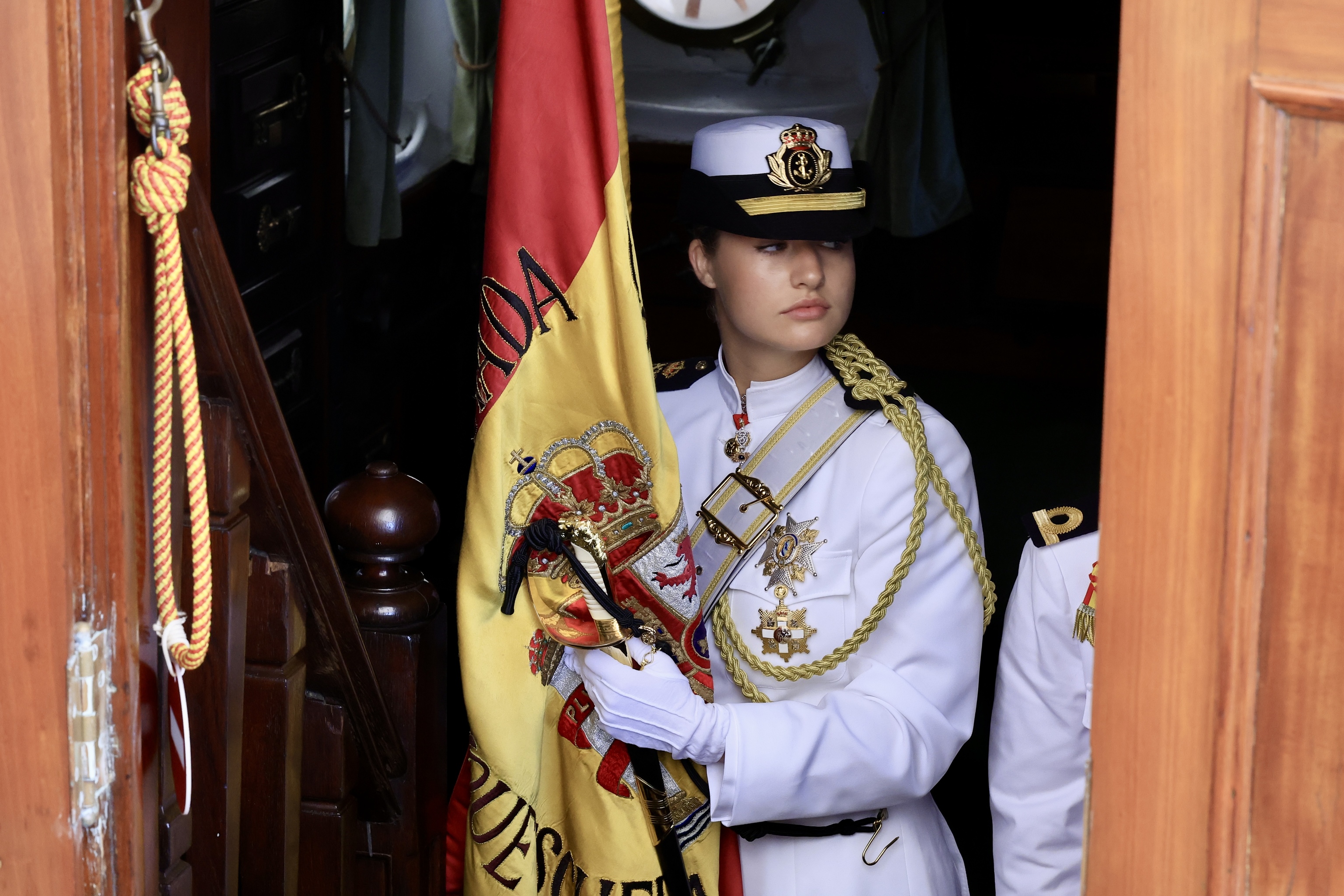 La Princesa Leonor, abanderada en Elcano.