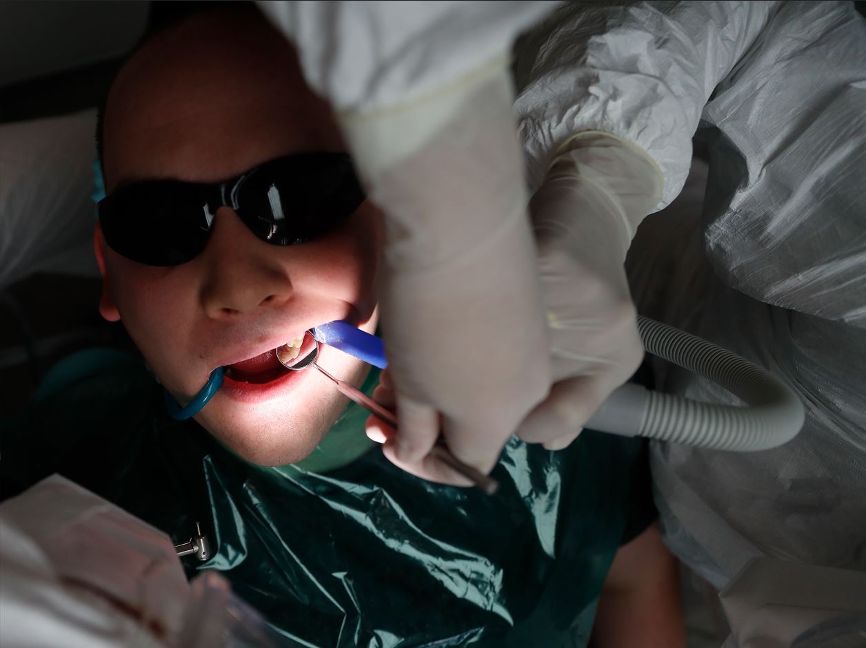 Foto: Imagen de archivo de un dentista. (Foto de Laszlo Balogh/Getty Images)