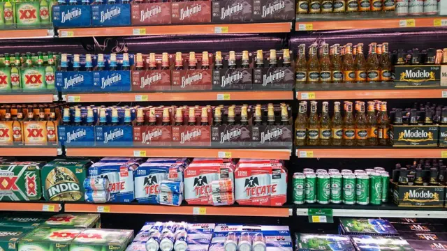 Cervezas en estante