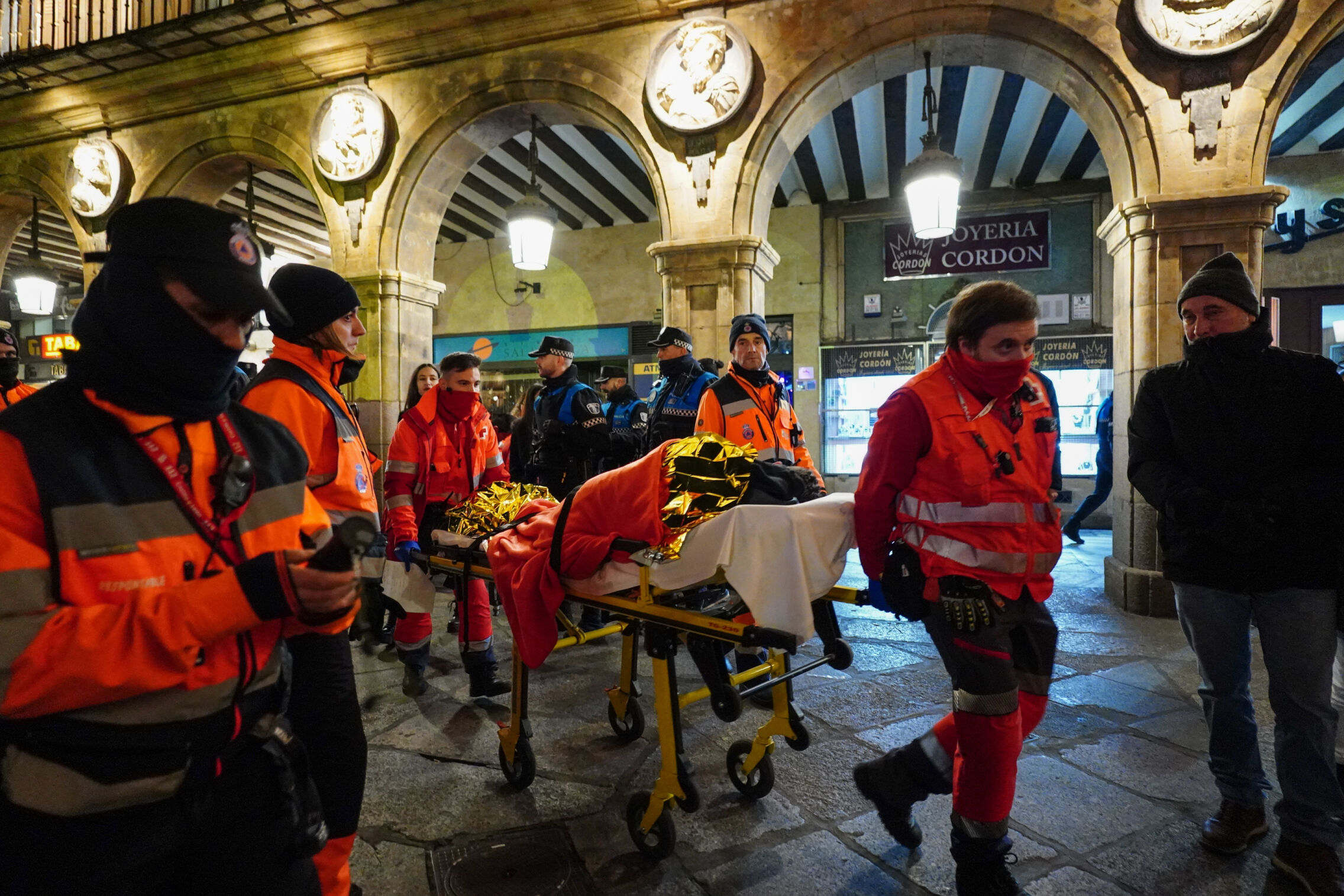 Foto: Nochevieja universitaria de Salamanca. (Europa Press)