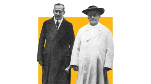 Guglielmo Marconi y el papa Pío XI en una fotografía utilizada en la portada de un cuaderno escolar. Marconi lleva un abrigo largo negro, mientras que el papa viste una túnica blanca y un sombrero negro.
