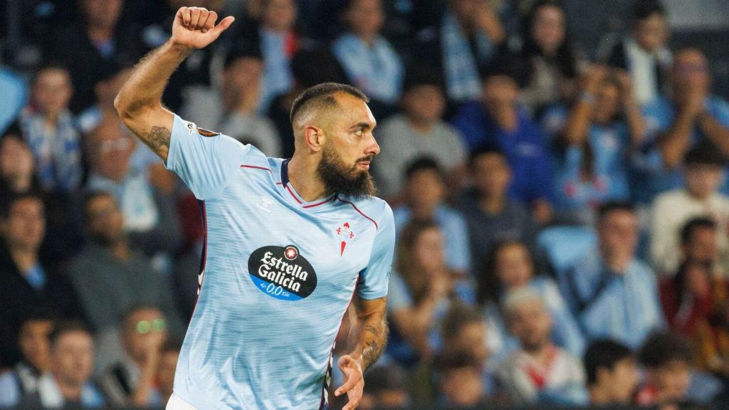 Borja Iglesias, durante un partido de Europa League con el Celta.