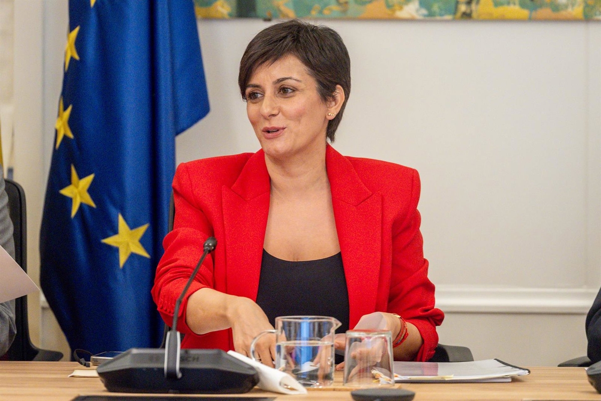 La ministra de Vivienda y