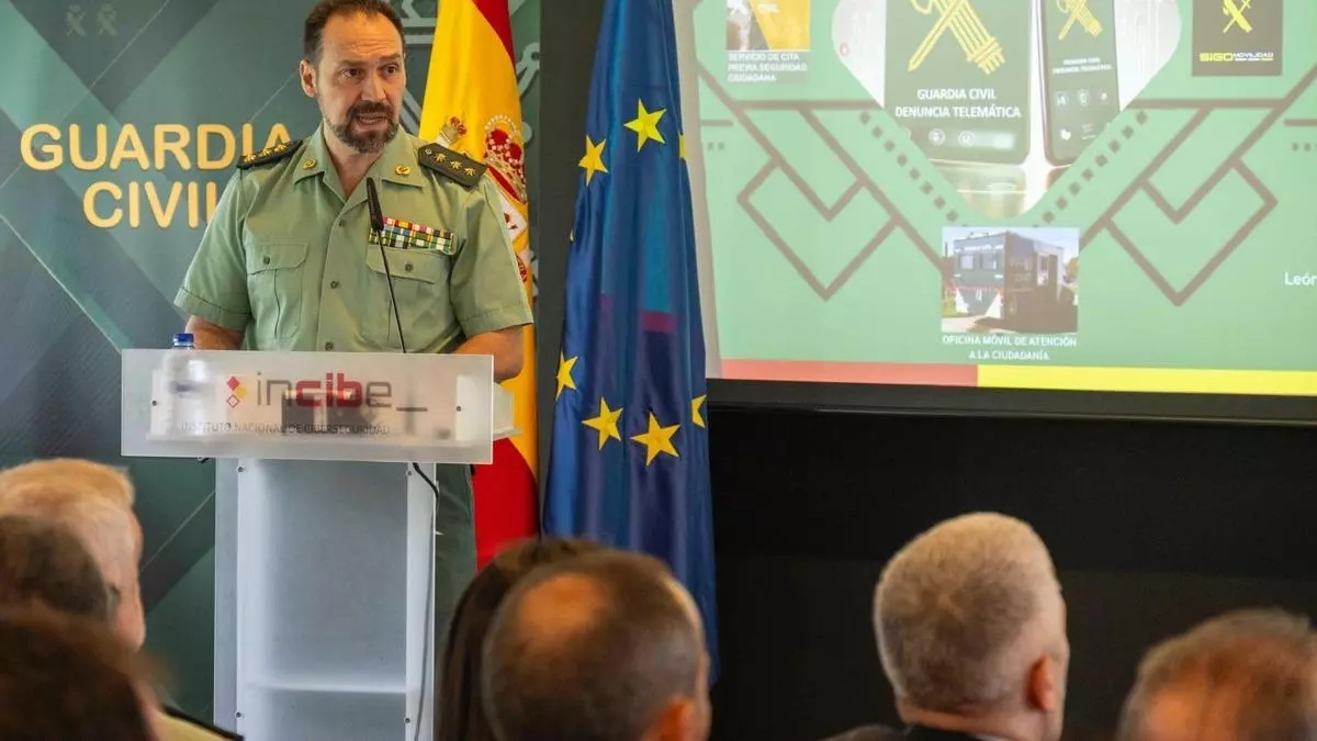 Pedro Merino en una rueda de prensa el verano pasado