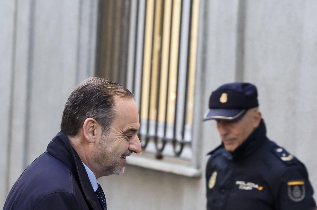José Luis Ábalos, el jueves, al entrar en el Tribunal Supremo.
