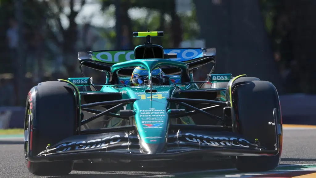 Fernando Alonso en los libres 2 del GP de Emilia-Romaña.