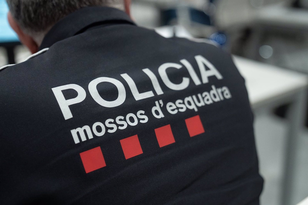 Un agente de los Mossos