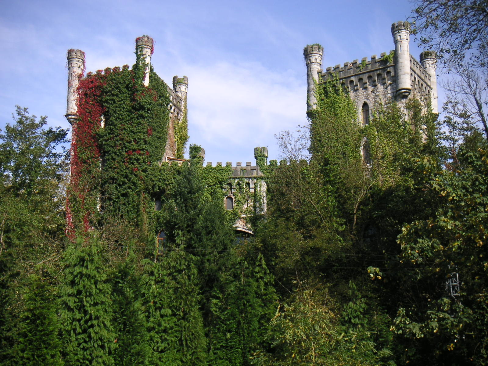 Castillo de Las Caldas