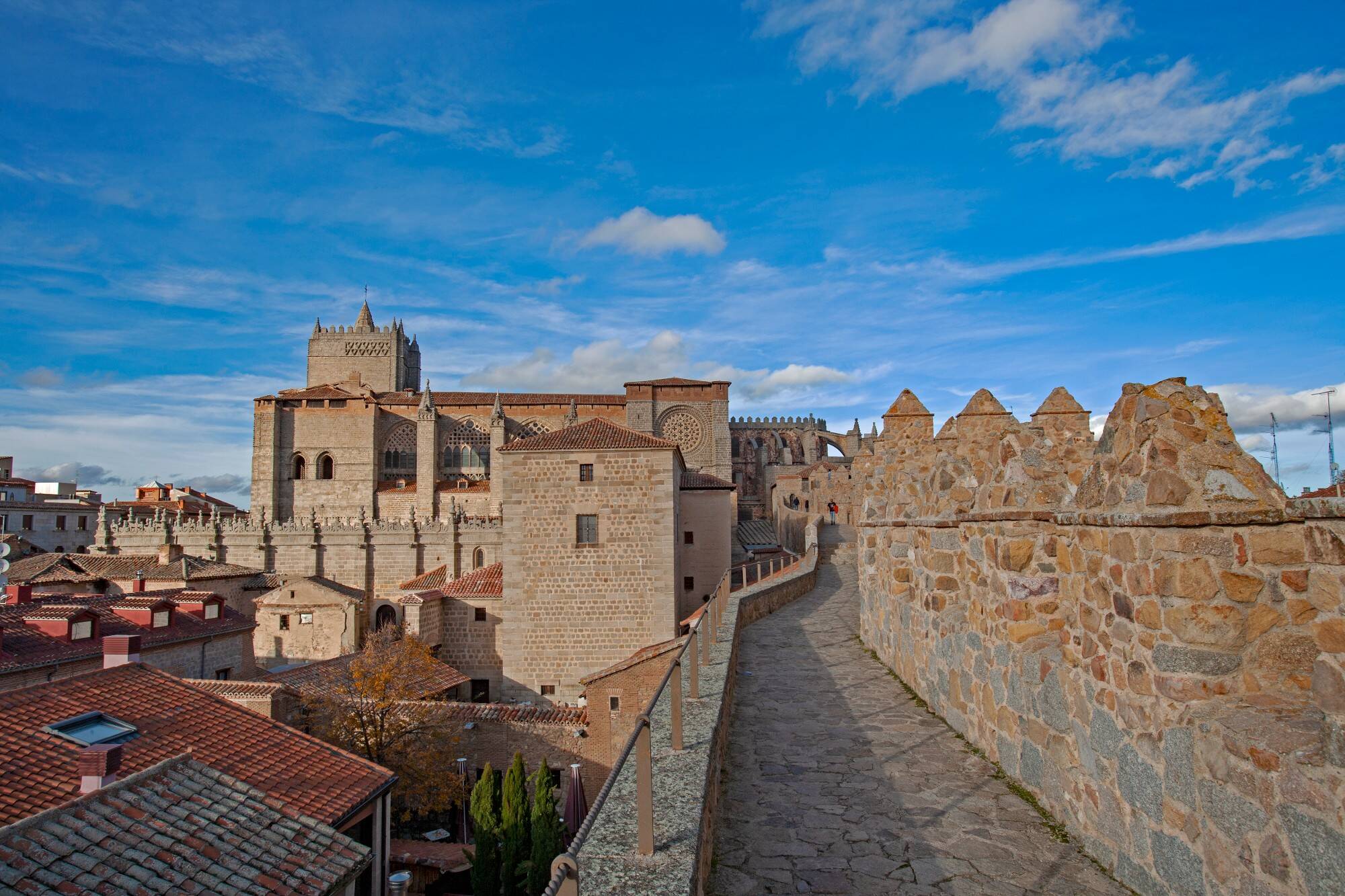 Foto: La ciudad medieval amurallada mejor conservada de Europa está en España. (Turismo de Castilla y León)