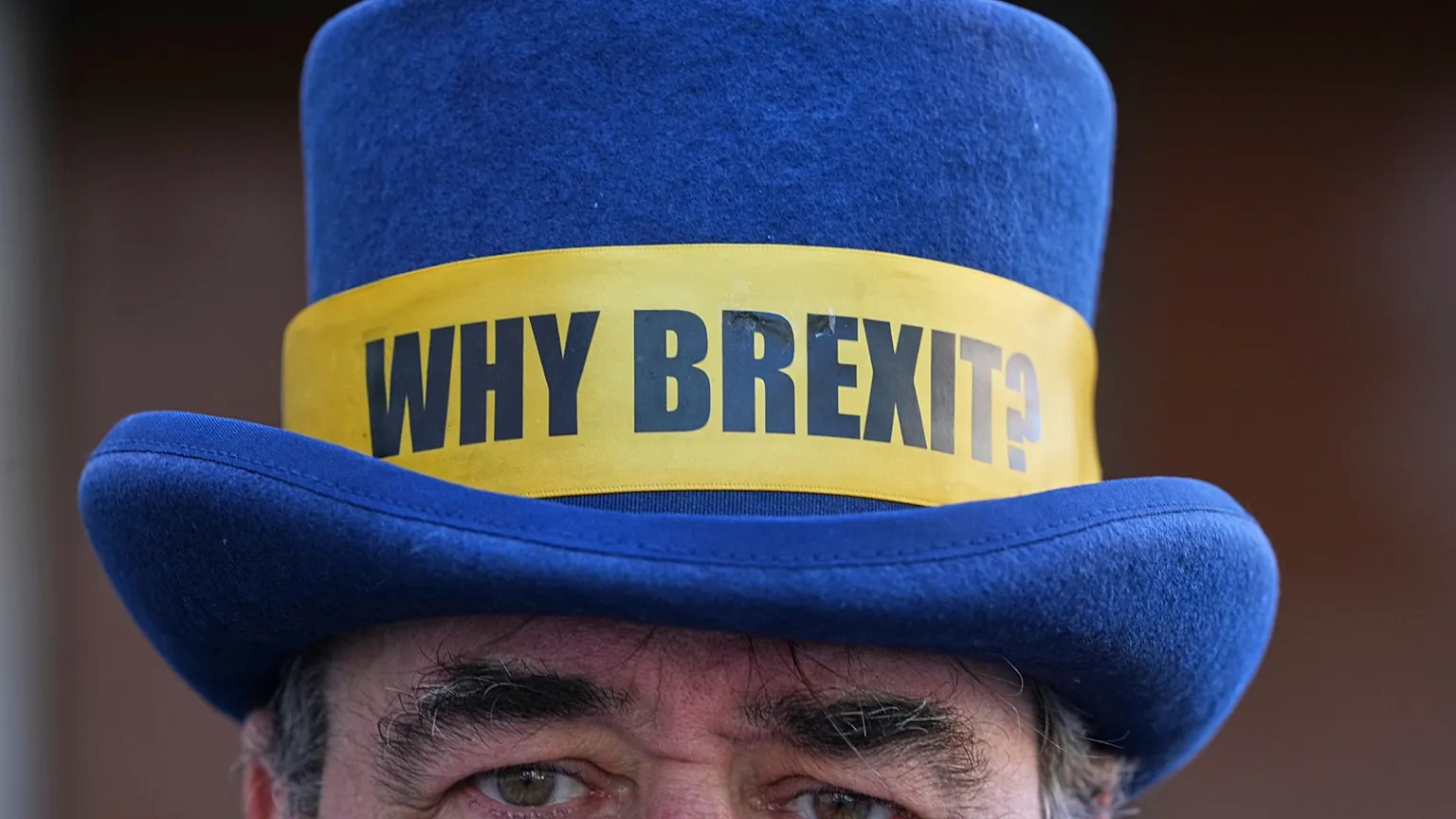 Anti-Brexit campaigner Steve Bray poses as he arrives at Westminster Magistrates Court in London, England, 14 April 2025.
