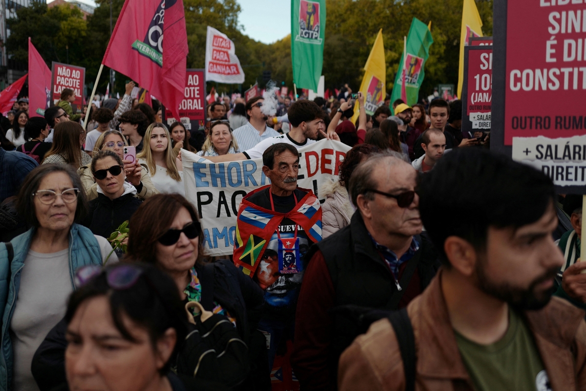 Manifestantes en una protesta laboral