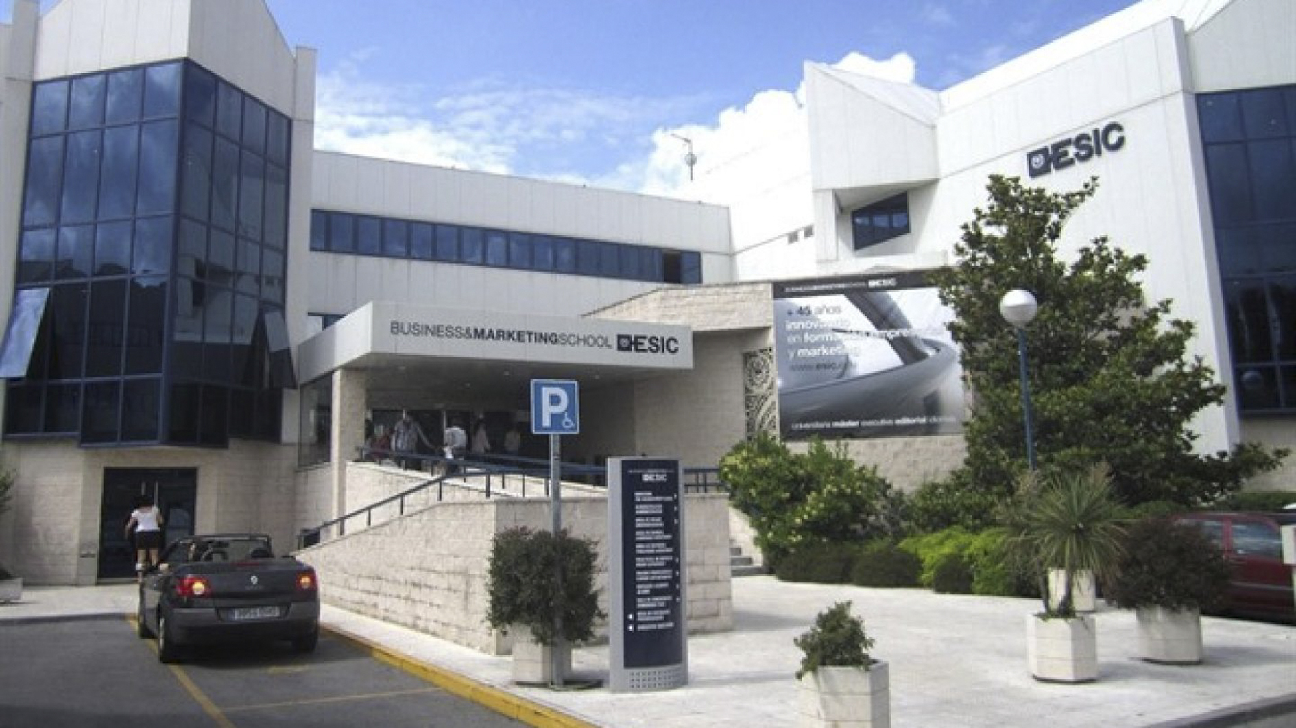 Campus de ESIC University en Pozuelo de Alarcón (Madrid). ESIC UNIVERSITY