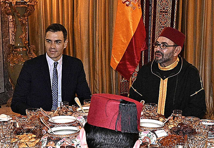Pedro Sánchez y Mohamed VI, en el 'iftar' de abril de 2022.