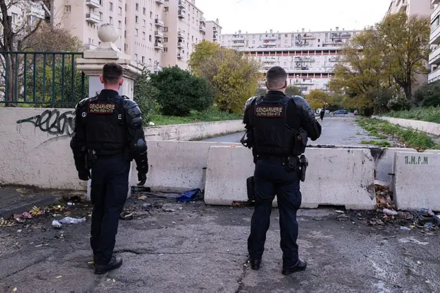 Policías en Marsella