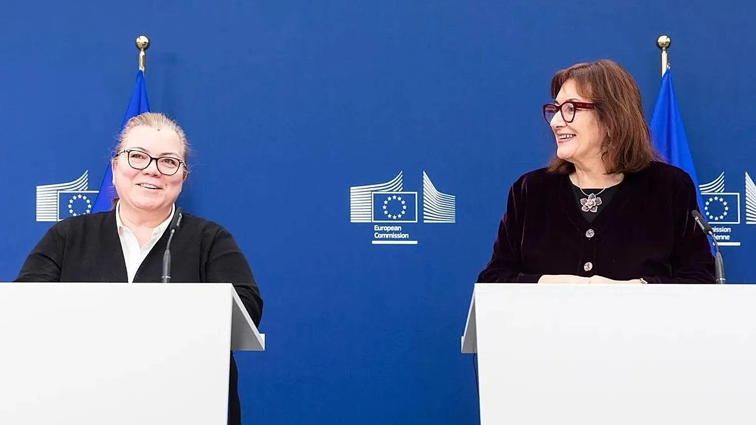 European Commissioner for the Mediterranean Dubravka Šuica (right), and Jordanian Minister for Planning and International Cooperation Zeina Toukan in Brussels