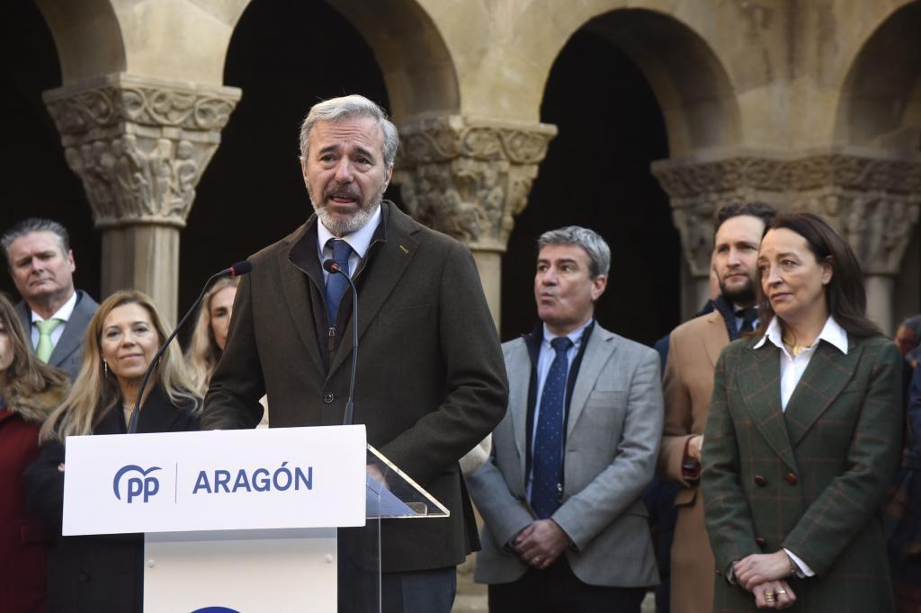 El presidente de Aragón, Jorge Azcón, este viernes, en un acto de precampaña del PP en Huesca.