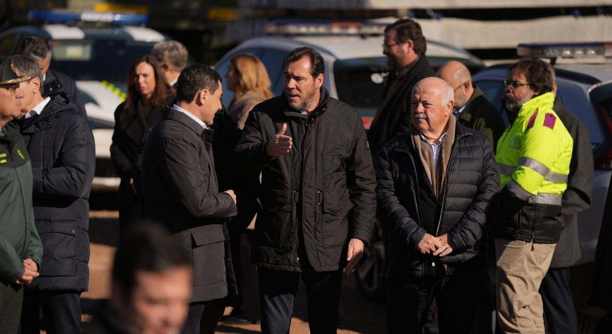 Hackean los datos de Oscar Puentes y otros altos cargos del Ministerio de Transporte y les señalan como culpables
