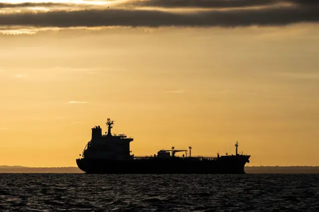 Barco petrolero