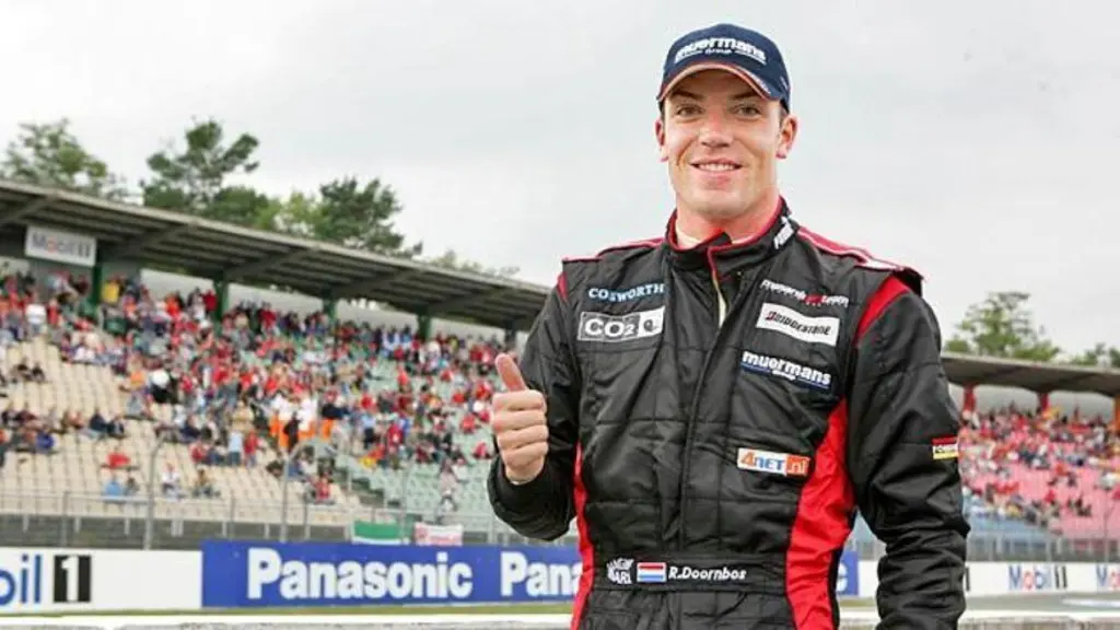 Robert Doornbos.
