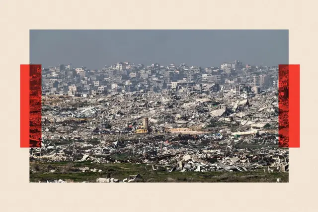 Destrucción en Gaza vista desde el lado israelí de la frontera entre Israel y Gaza, en el sur de Israel, el 21 de enero de 2026.