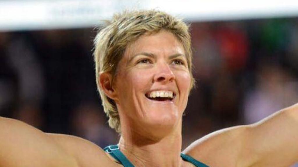 Natalie Cook, durante un partido con Australia.