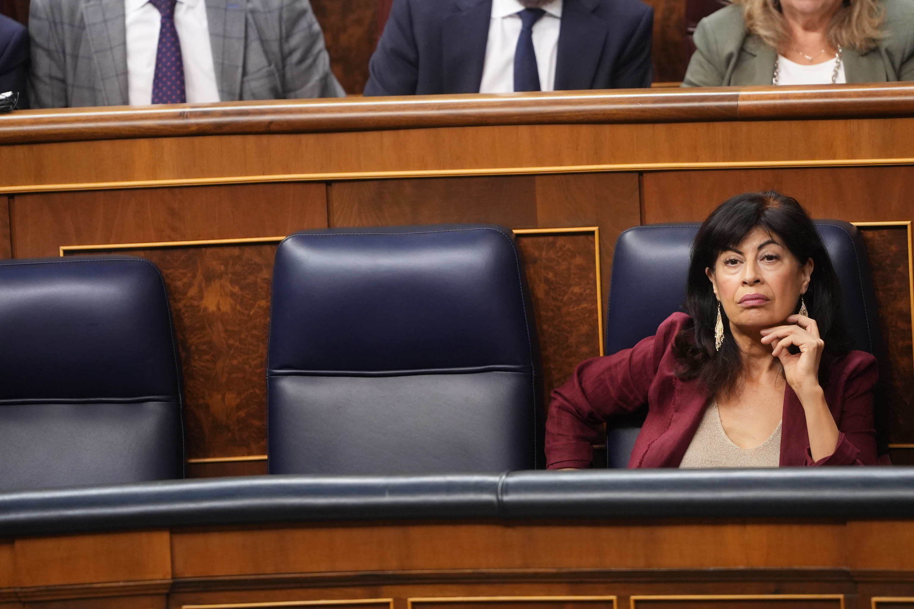 La ministra de Igualdad, Ana Redondo, durante una sesión plenaria en 2025
