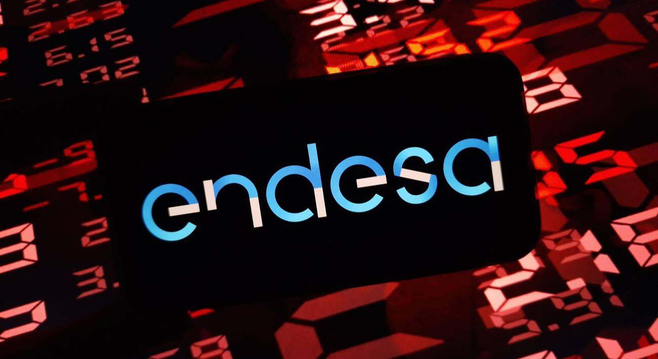 El hacker de Endesa sube la apuesta: filtra datos de 300.000 clientes y da un ultimátum a la compañía