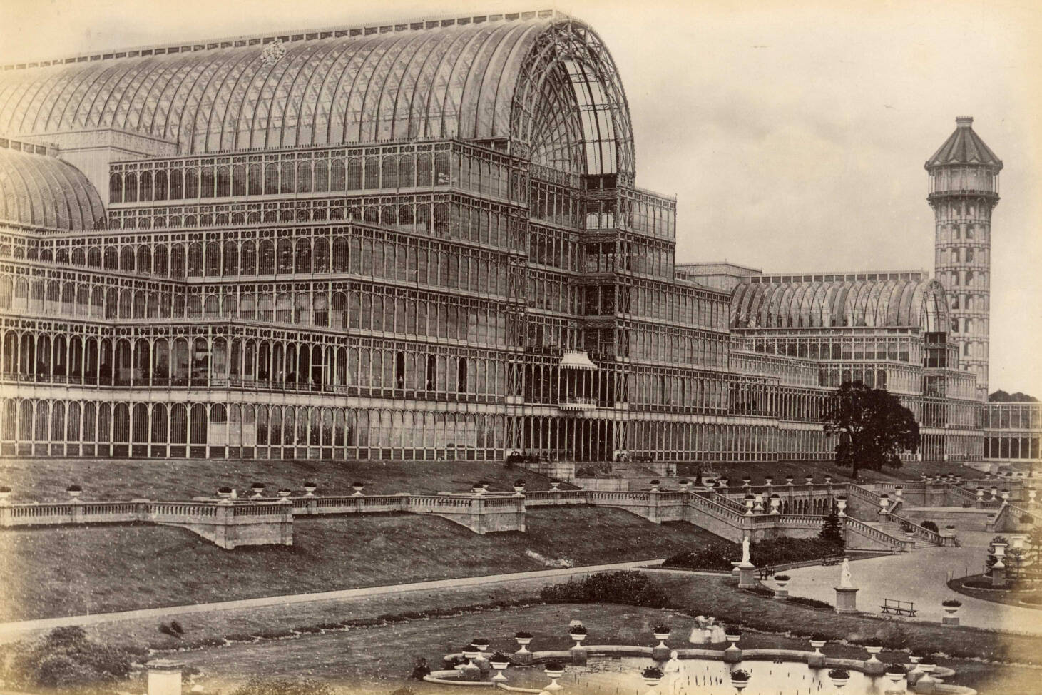 Foto: Reconstruido en el sur de Londres tras la Exposición Universal de 1851, se convirtió en uno de los grandes iconos de la arquitectura del siglo XIX. (Archivo)