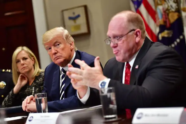 Trump y Homan
