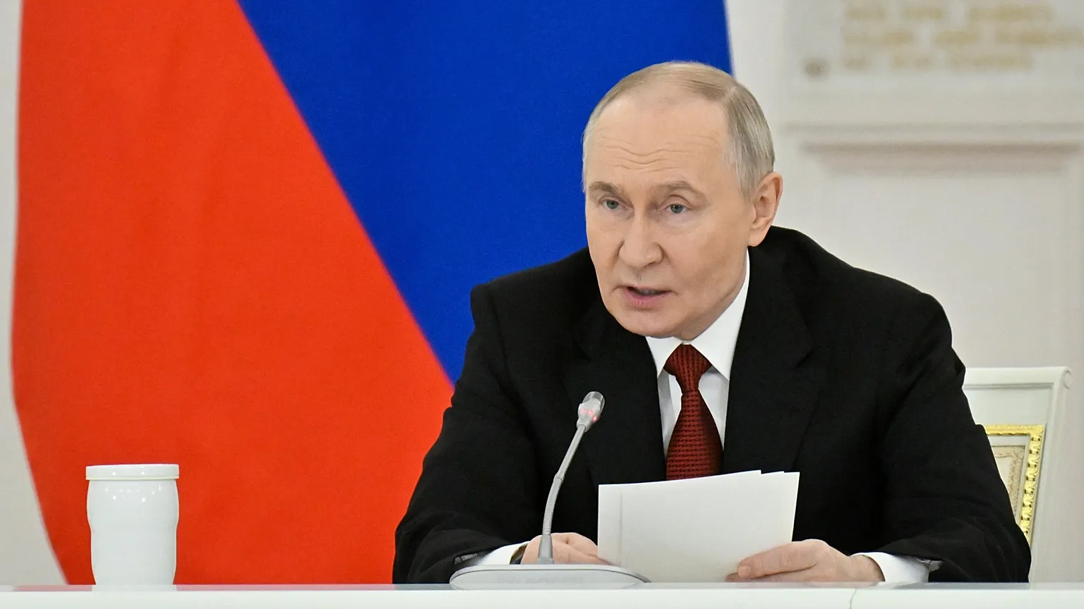 France's Emmanuel Macron and Italy's Giorgia Meloni have called for direct talks with Putin.