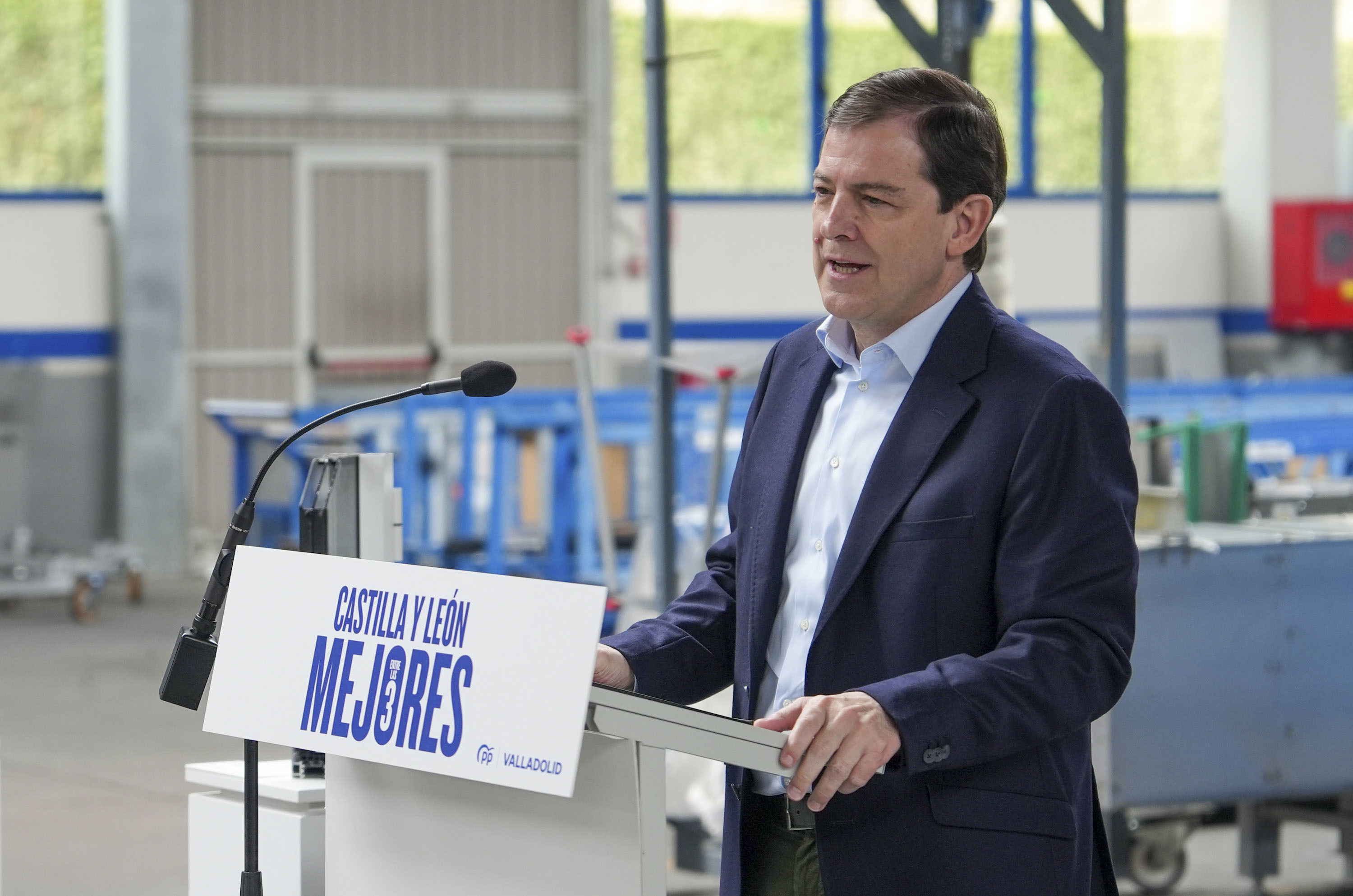 El candidato del PP a la presidencia de la Junta de Castilla y León, Alfonso Fernández Mañueco, en Tordesillas.