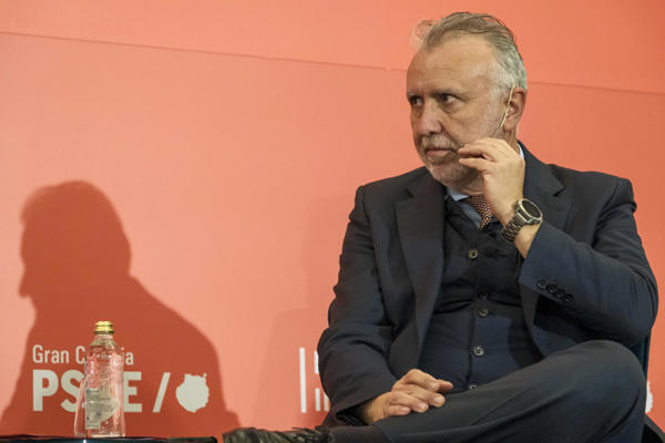 Ángel Víctor Torres, en un acto del PSOE.
